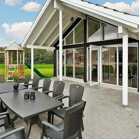 16 Person In Tatil Evi