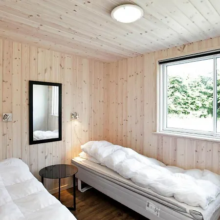 16 Person In Tatil Evi Bogense